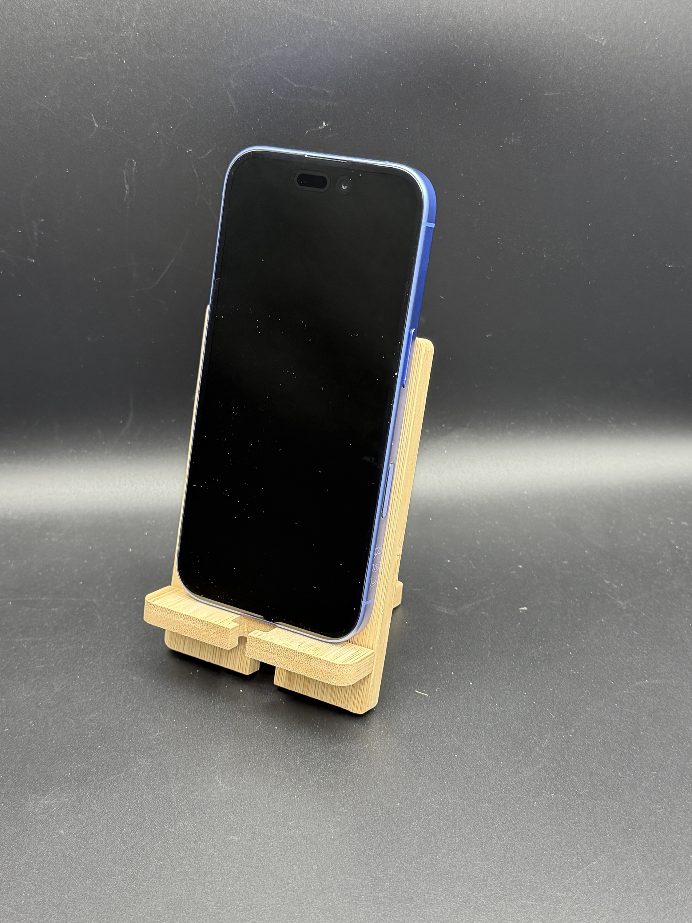 IPHONE 16 128GB ULTRAMARINE COMO NUEVO - Imagen 3