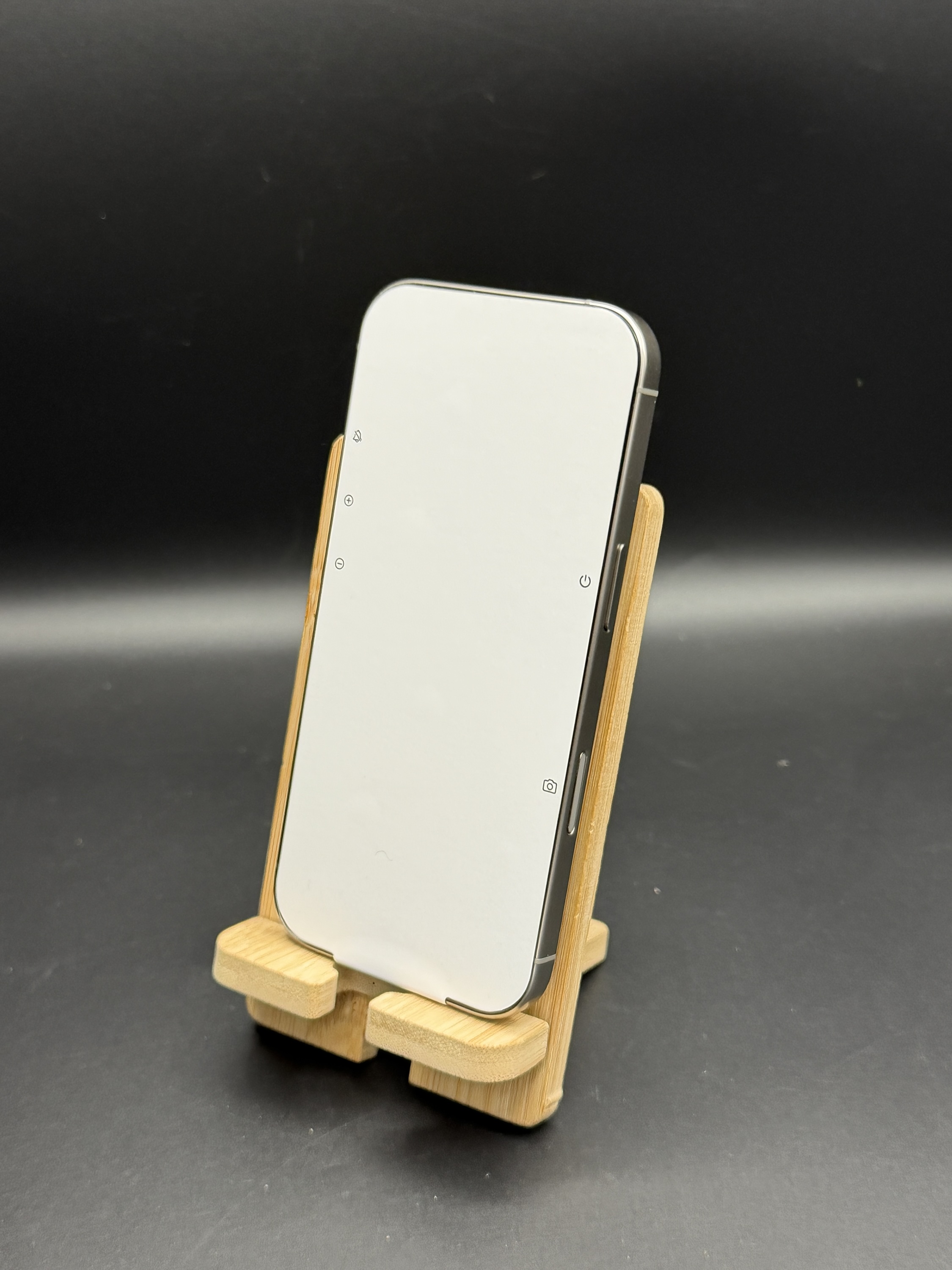 IPHONE 16 PRO 128GB TITANIO NATURAL COMO NUEVO - Imagen 2