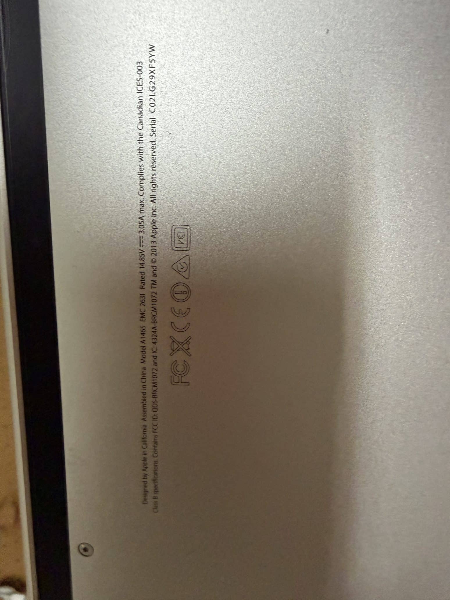 MACBOOK AIR 11” i7 256gb (A1465) - Imagen 6