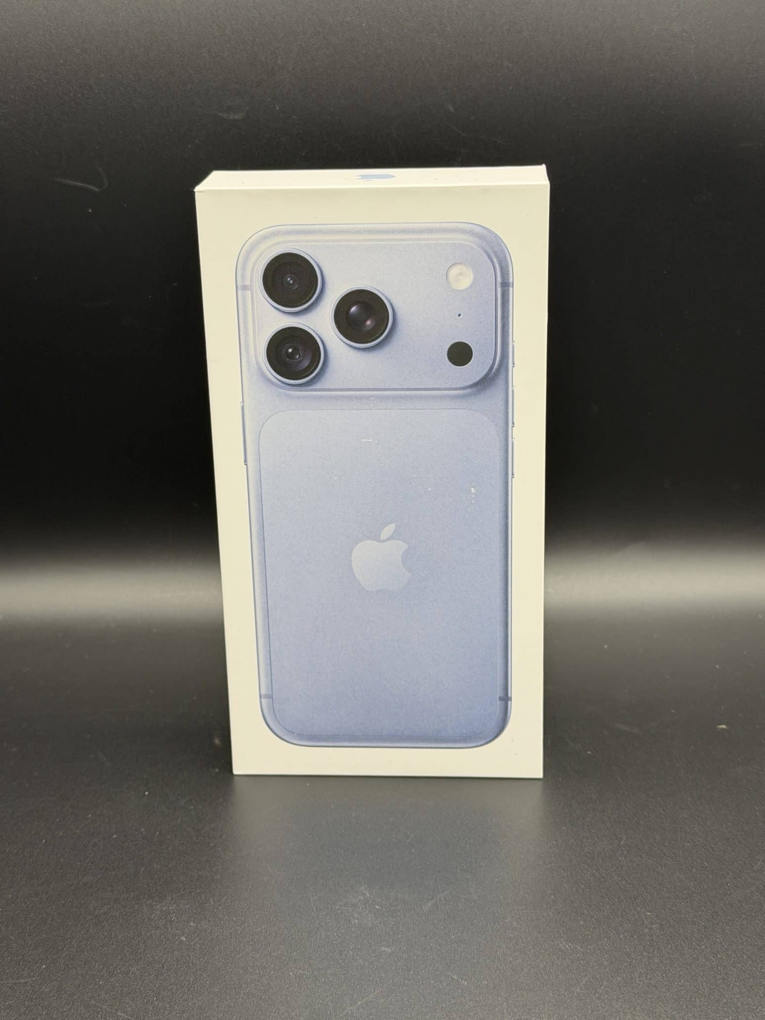 IPHONE 18 PRO 256GB CELESTE NUEVO - Imagen 2